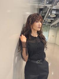バズリズム02衣装④
